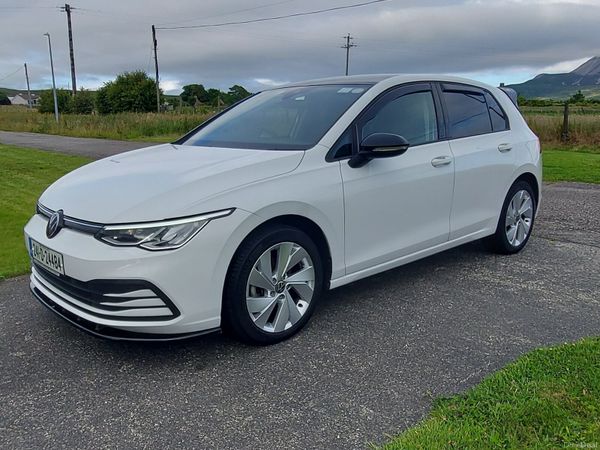 Volkswagen Golf Estate, Petrol, 2024, White