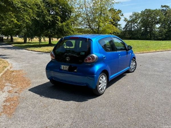 Toyota Aygo Hatchback, Petrol, 2011, Blue