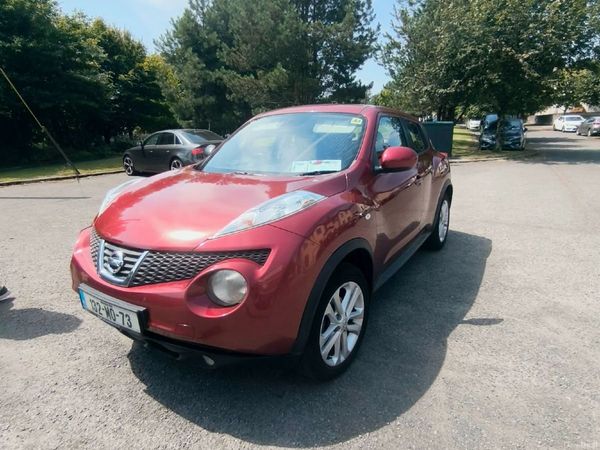 Nissan Juke SUV, Petrol, 2013, Red