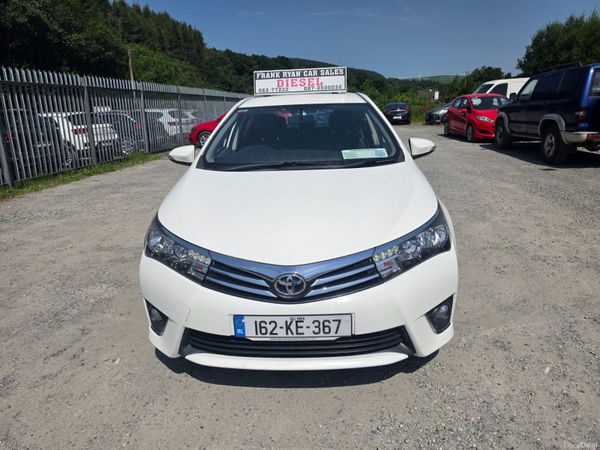 Toyota Corolla Saloon, Diesel, 2016, White