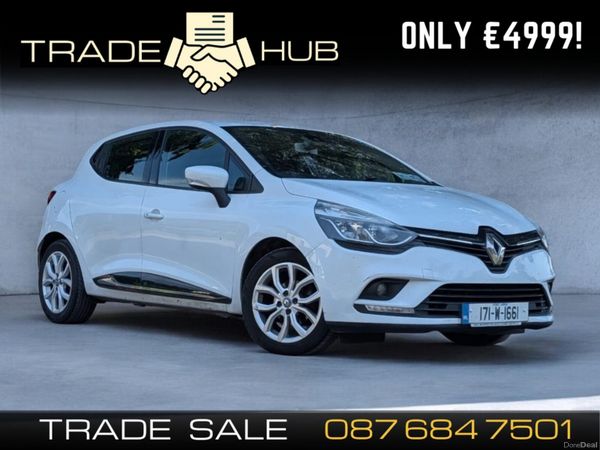 Renault Clio Hatchback, Petrol, 2017, White