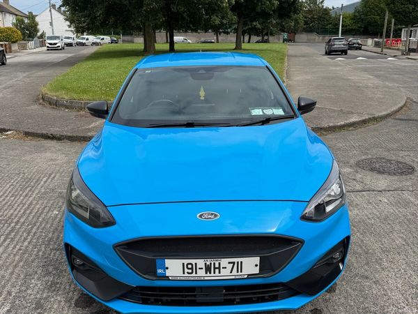 Ford Focus Hatchback, Petrol, 2019, Blue