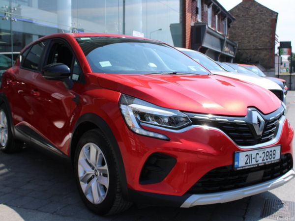Renault Captur Van, Diesel, 2021, Red