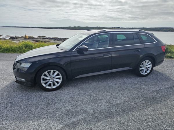 Skoda Superb Estate, Diesel, 2018, Black