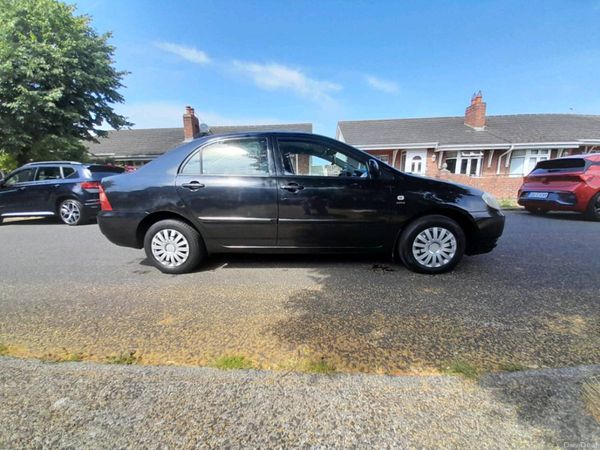 Toyota Corolla Saloon, Petrol, 2003, Black