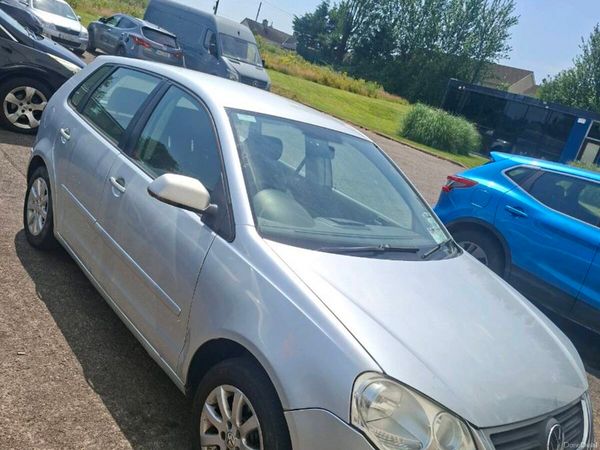 Volkswagen Polo Hatchback, Petrol, 2008, Silver