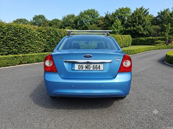 Ford Focus Saloon, Diesel, 2009, Blue