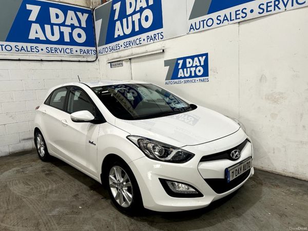 Hyundai i30 Hatchback, Diesel, 2015, White