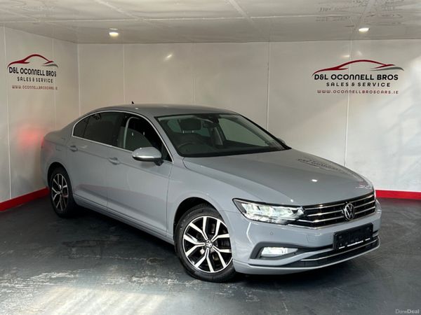 Volkswagen Passat Saloon, Diesel, 2022, Grey