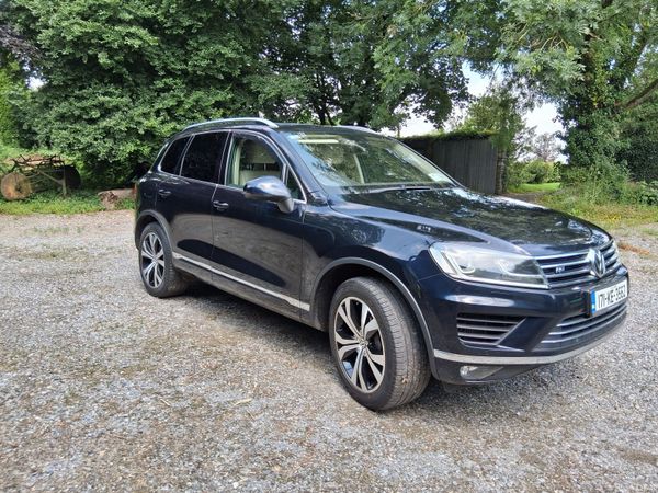 Volkswagen Touareg SUV, Diesel, 2017, Blue