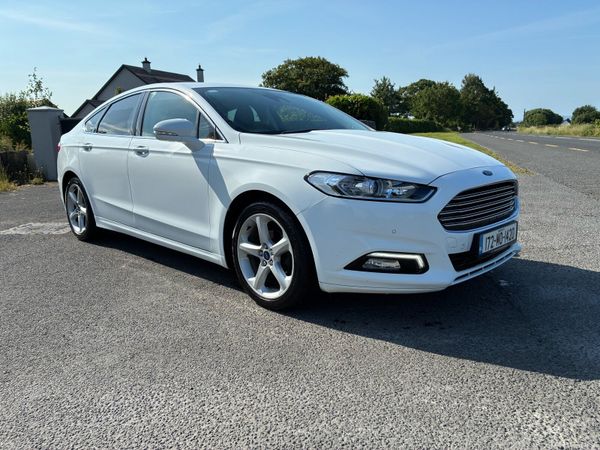 Ford Mondeo Hatchback, Diesel, 2017, White