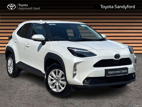 Toyota Yaris Cross Hatchback, Petrol Hybrid, 2025, White
