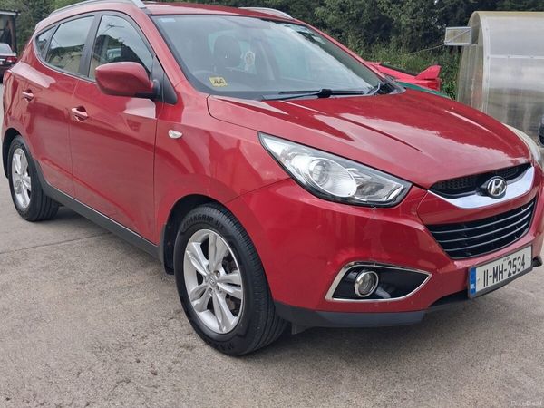 Hyundai ix35 SUV, Diesel, 2011, Red