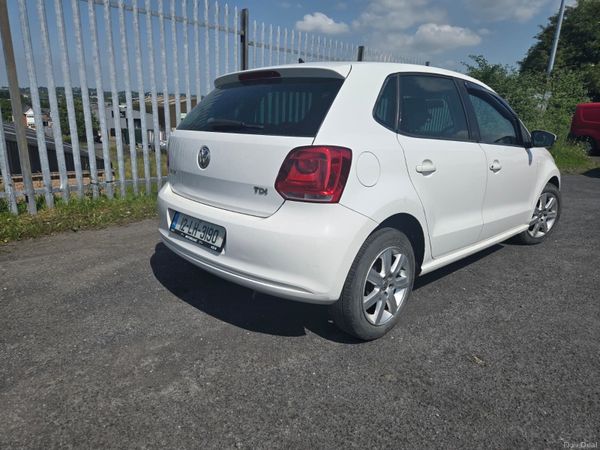 Volkswagen Polo Hatchback, Diesel, 2012, White