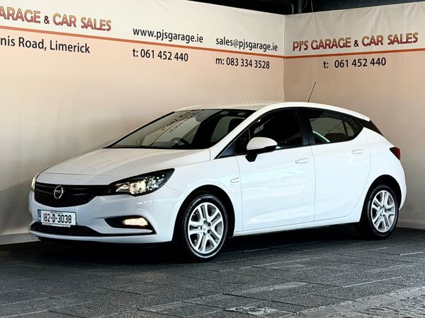 Opel Astra Hatchback, Petrol, 2018, White
