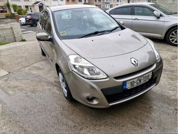 Renault Clio Hatchback, Ethanol Petrol, 2010, Gold