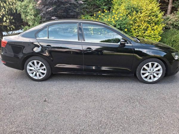 Volkswagen Jetta Saloon, Diesel, 2013, Black