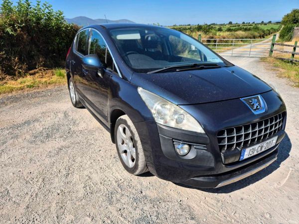 Peugeot 3008 MPV, Diesel, 2013, Blue