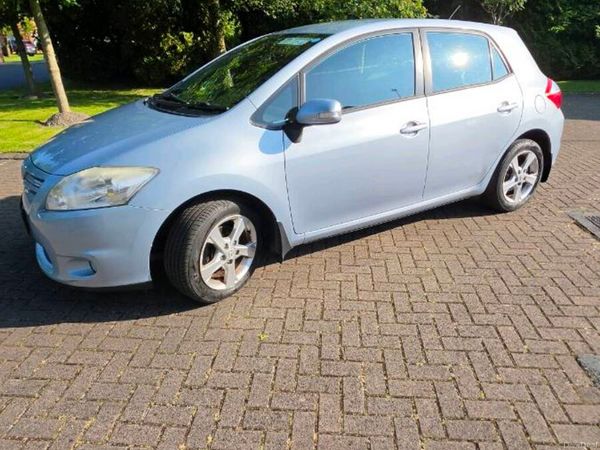 Toyota Auris Hatchback, Petrol, 2010, Blue