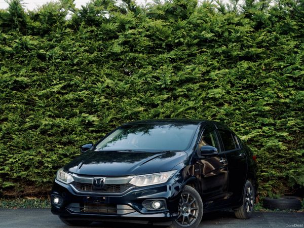 Honda Grace Saloon, Petrol Hybrid, 2018, Blue