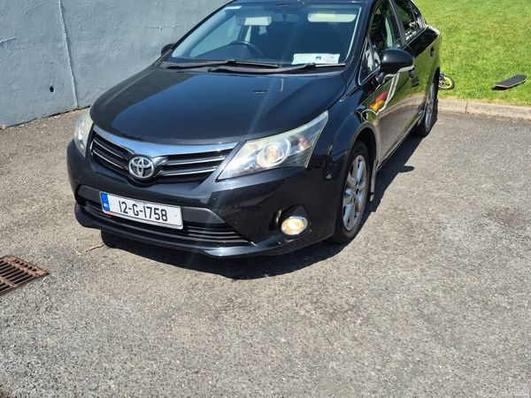 Toyota Avensis Saloon, Diesel, 2012, Black