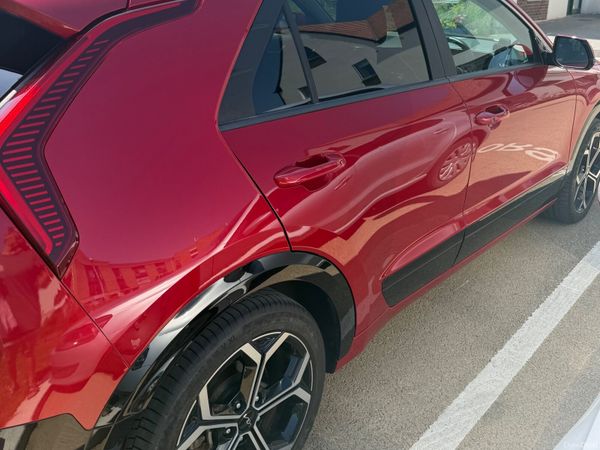Kia Niro SUV, Petrol Hybrid, 2024, Red