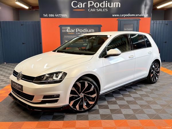 Volkswagen Golf Hatchback, Petrol, 2016, White