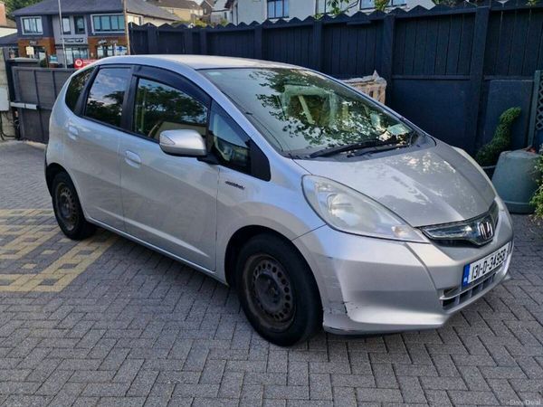 Honda Fit Hatchback, Petrol Hybrid, 2013, Silver