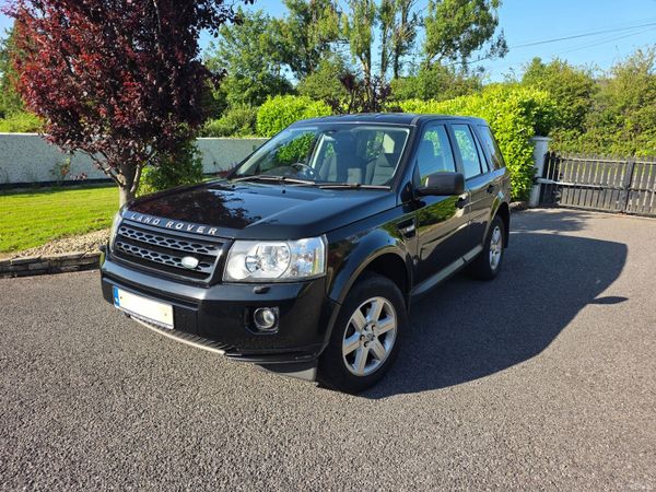 Land Rover Freelander SUV, Diesel, 2011, Black
