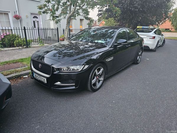 Jaguar XE Saloon, Diesel, 2018, Black