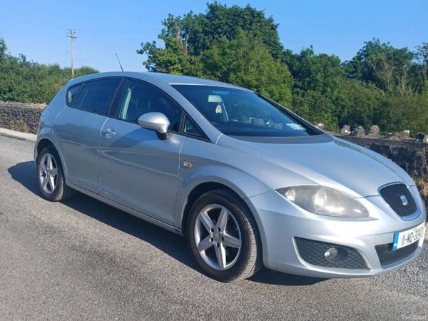 SEAT Leon Hatchback, Diesel, 2011, Silver