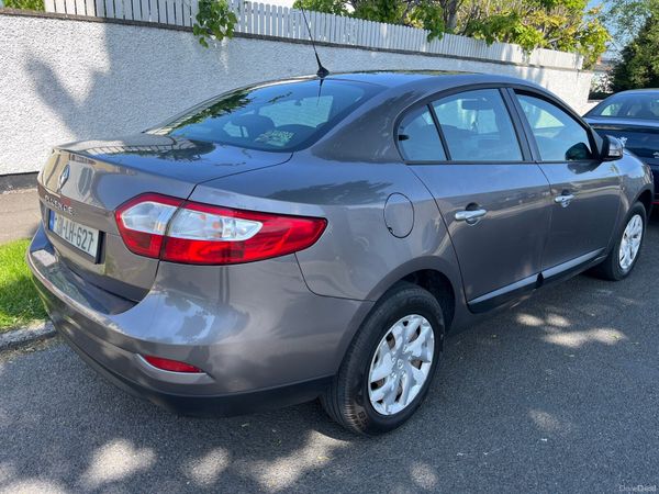 Renault Fluence Saloon, Diesel, 2013, Grey