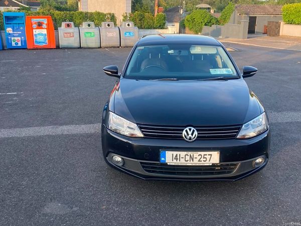 Volkswagen Jetta Saloon, Diesel, 2014, Black