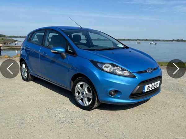 Ford Fiesta Hatchback, Petrol, 2009, Blue