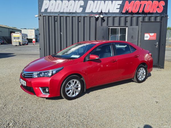 Toyota Corolla Saloon, Diesel, 2016, Red