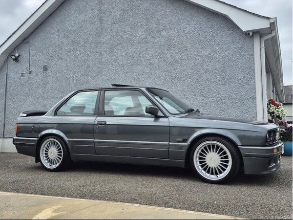 BMW 3-Series Saloon, Petrol, 1989, Grey