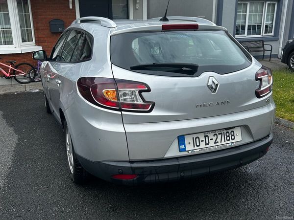 Renault Megane Estate, Diesel, 2010, Silver