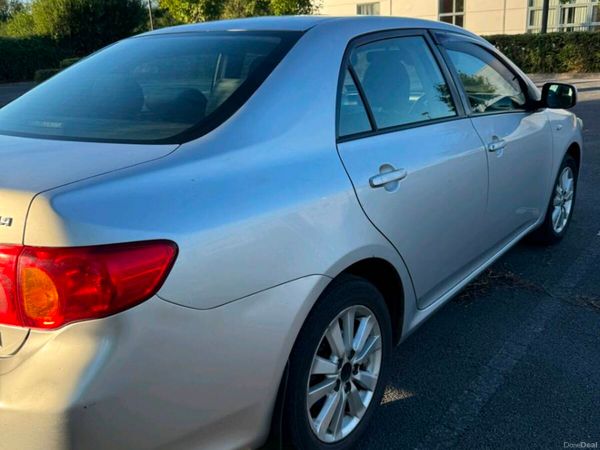 Toyota Corolla Saloon, Petrol, 2008, Silver