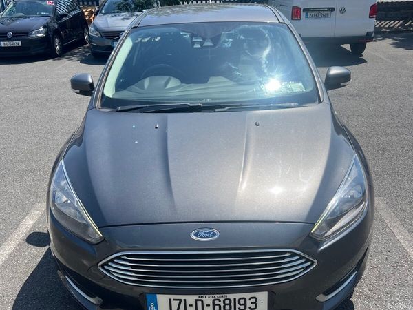 Ford Focus Hatchback, Petrol, 2017, Grey