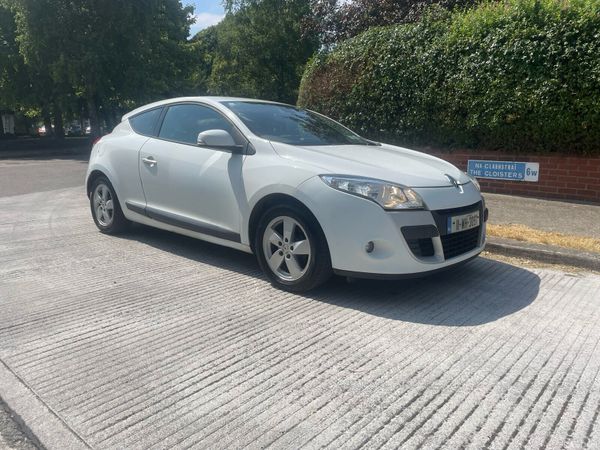Renault Megane Coupe, Diesel, 2011, White