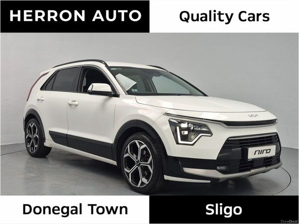 Kia Niro SUV, Petrol Hybrid, 2023, White