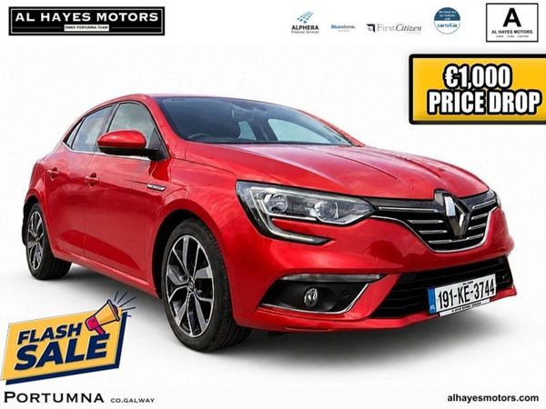 Renault Megane Hatchback, Diesel, 2019, Red