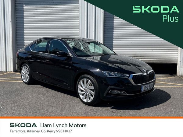 Skoda Octavia Saloon, Diesel, 2023, Black