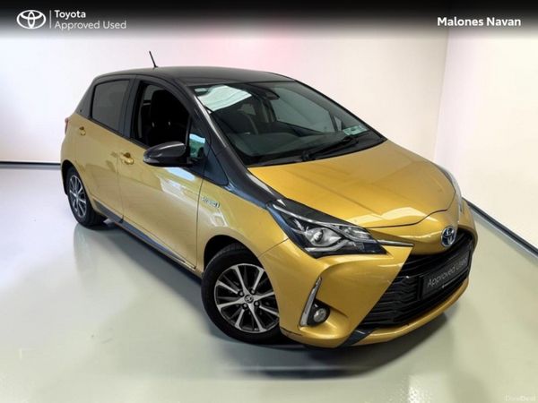 Toyota Yaris Hatchback, Petrol Hybrid, 2019, Gold