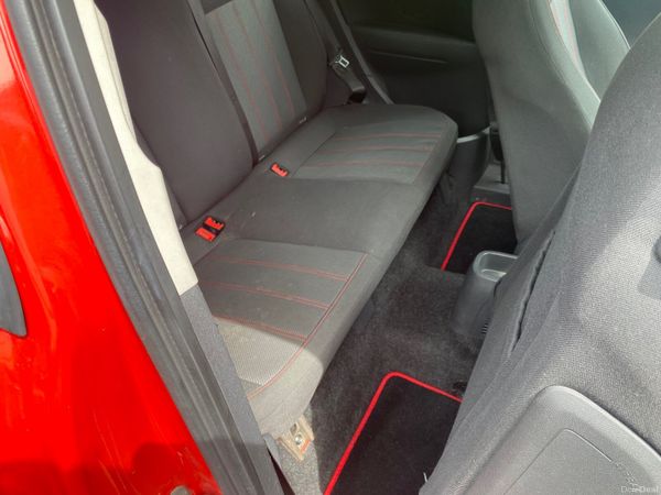 Opel Corsa Hatchback, Diesel, 2009, Red