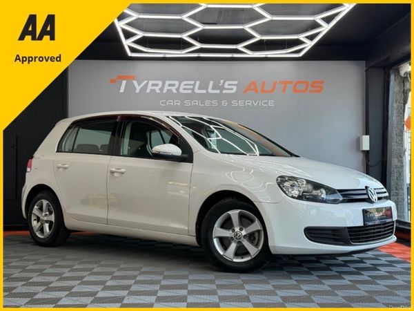 Volkswagen Golf Hatchback, Petrol, 2013, White