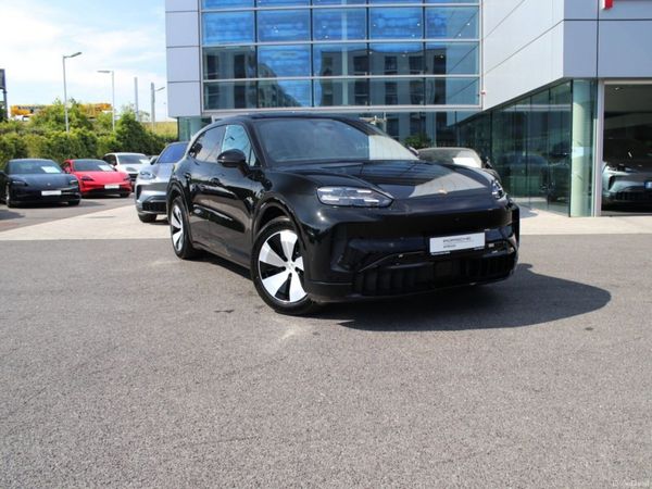 Porsche Cayenne SUV, Electric, 2026, Black