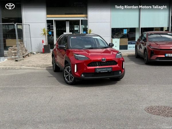 Toyota Yaris Cross Hatchback, Petrol Hybrid, 2023, Red