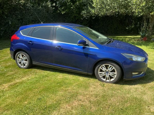 Ford Focus Hatchback, Diesel, 2015, Blue