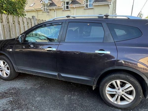 Nissan Qashqai+2 Hatchback, Diesel, 2011, Black